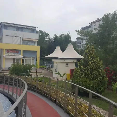 Daire Апартамент Стефани